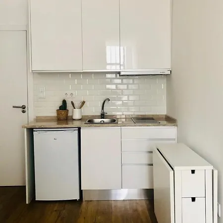 Thewhitebase Penha 242 Apartment